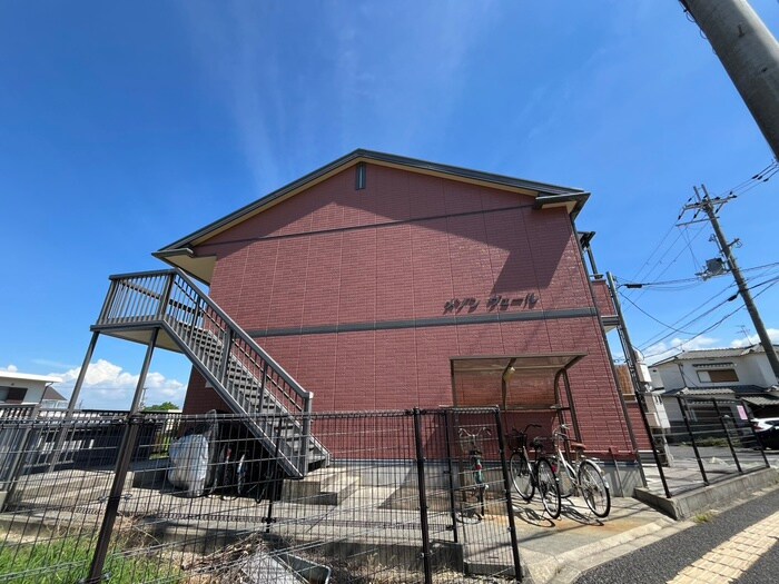 メゾンヴェールの物件外観写真