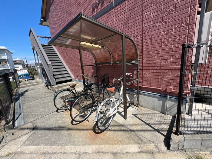 メゾンヴェールの物件外観写真