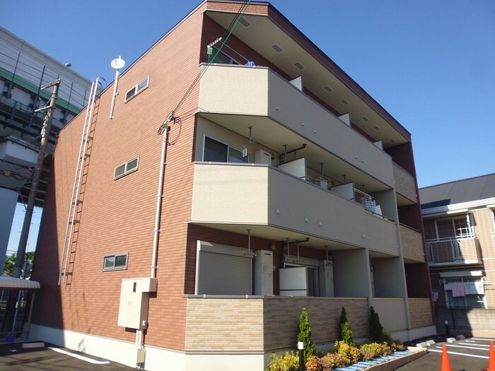 オエステ・コンドミニオの物件外観写真