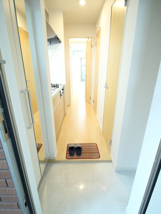 オエステ・コンドミニオの物件内観写真