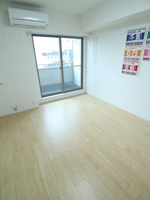 オエステ・コンドミニオの物件内観写真