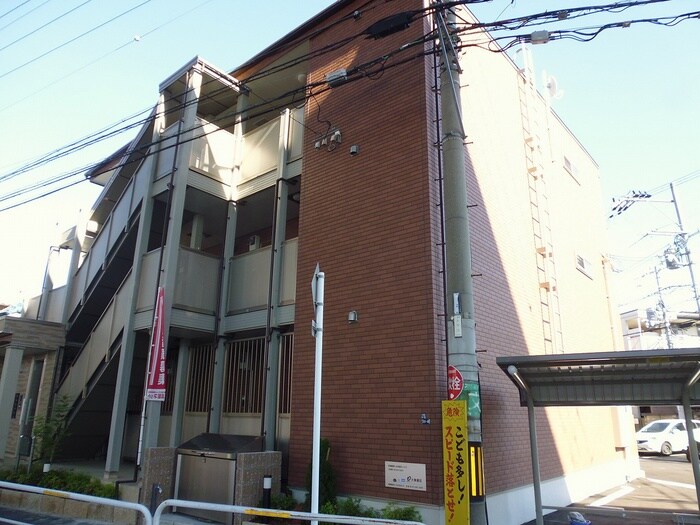 オエステ・コンドミニオの物件外観写真