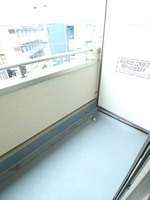 オエステ・コンドミニオの物件内観写真