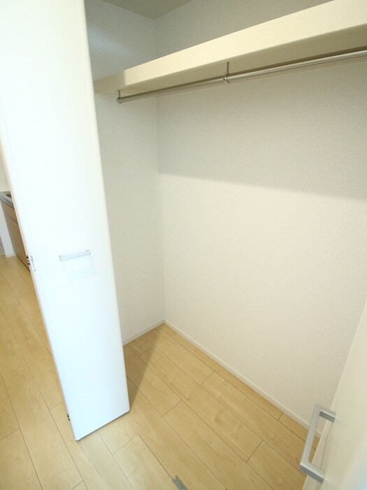 オエステ・コンドミニオの物件内観写真