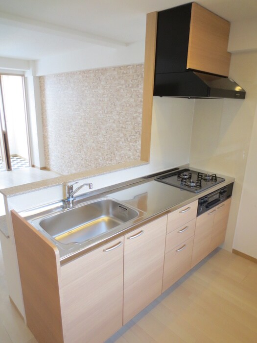 EASTRITZ巽(ｲｰｽﾄﾘｯﾂﾀﾂﾐ)の物件内観写真