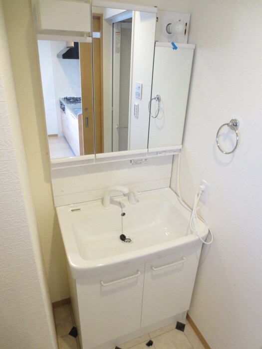 EASTRITZ巽(ｲｰｽﾄﾘｯﾂﾀﾂﾐ)の物件内観写真