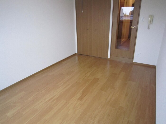 ミ－ティス衣笠の物件内観写真