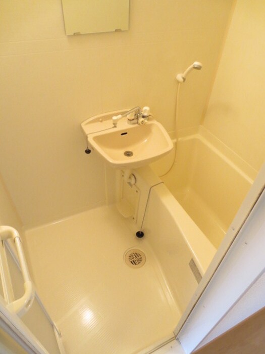 ミ－ティス衣笠の物件内観写真