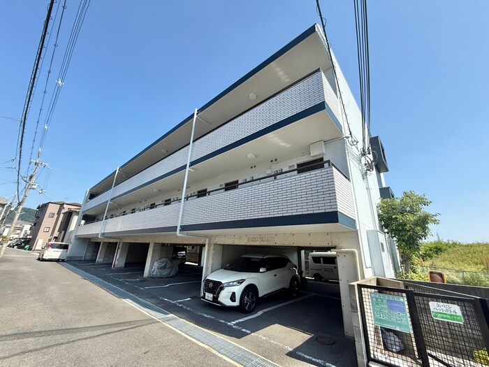 リバーサイド 車田の物件外観写真