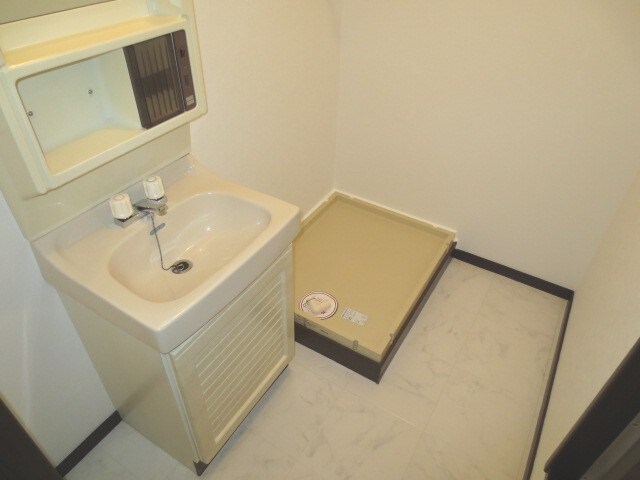 サンビレッジ摂津Ａ棟の物件内観写真