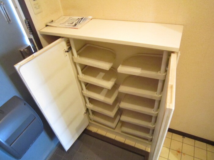 サンビレッジ摂津Ａ棟の物件内観写真