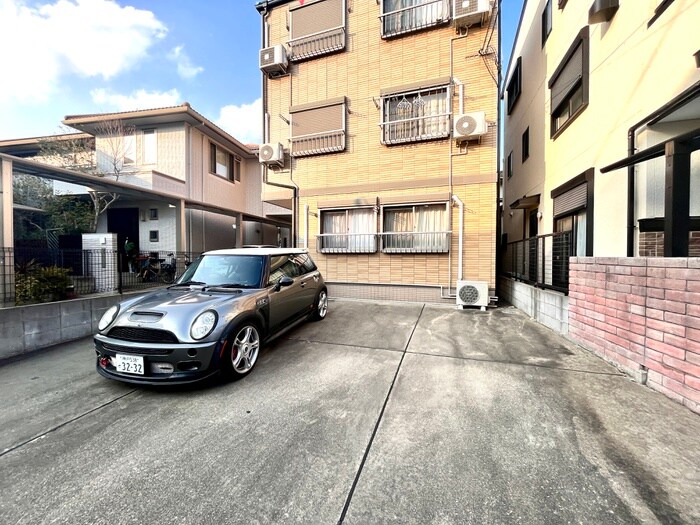 三記コ－ポⅠの物件外観写真