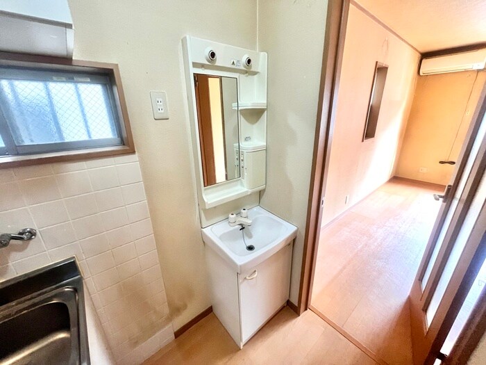 三記コ－ポⅠの物件内観写真