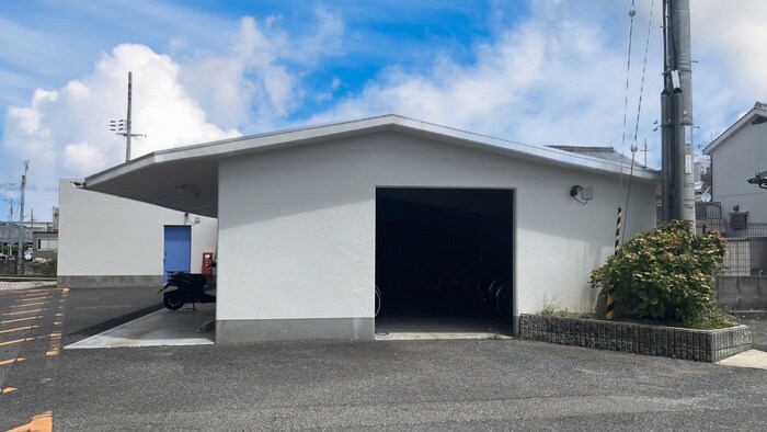 ひまわりコーポの物件外観写真