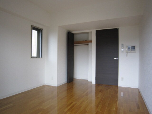 ロイヤルメゾン宝塚の物件内観写真