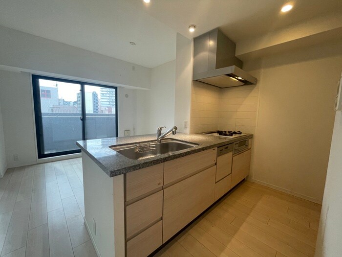 サムティグランツ神戸の物件内観写真