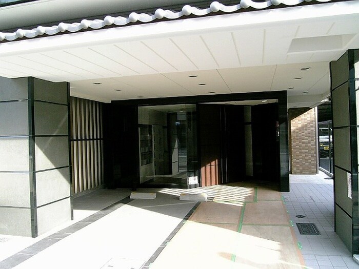 スワンズ京都西陣（１００２）の物件外観写真