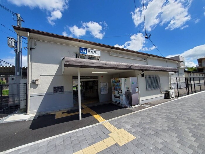 グリュ－ネバルト桃山の物件外観写真