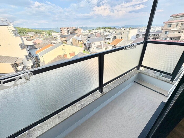 グリュ－ネバルト桃山の物件内観写真