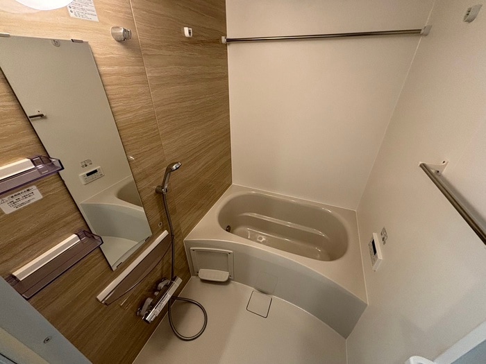 フロンティアの物件内観写真