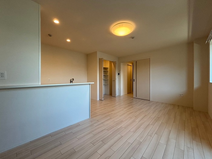 フロンティアの物件内観写真
