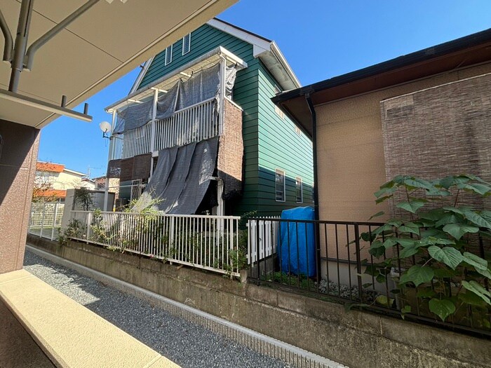 フロンティアの物件内観写真