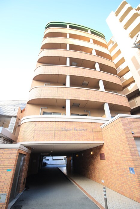 ｴﾚｶﾞﾝﾄﾚｼﾞﾃﾞﾝｽの物件外観写真