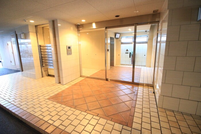 ｴﾚｶﾞﾝﾄﾚｼﾞﾃﾞﾝｽの物件外観写真