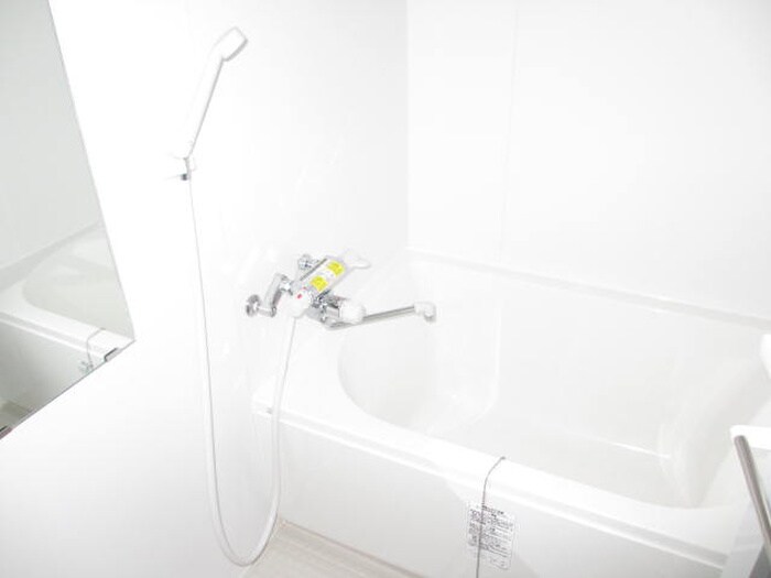 ｴﾚｶﾞﾝﾄﾚｼﾞﾃﾞﾝｽの物件内観写真