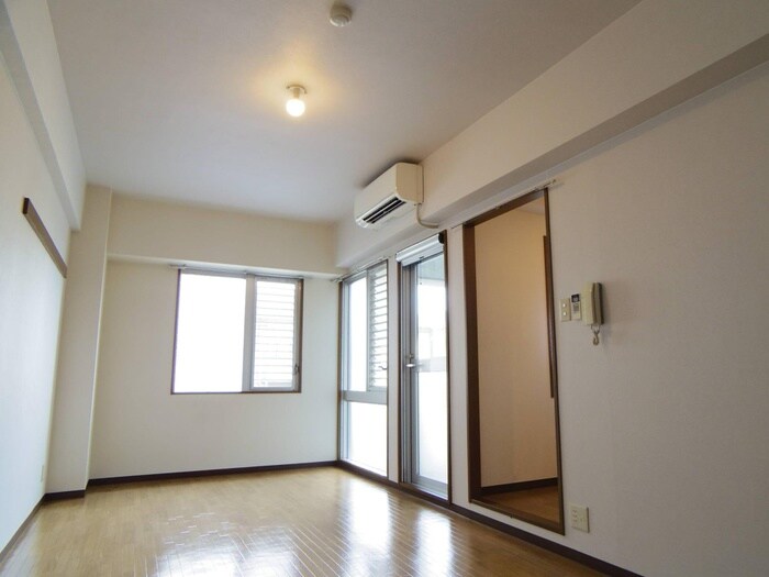 ラ・タミデンスの物件内観写真