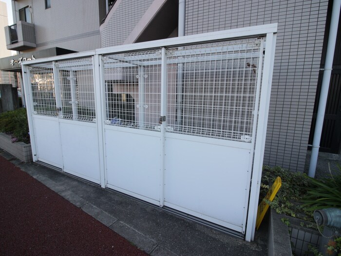 オ－ズコ－トの物件外観写真