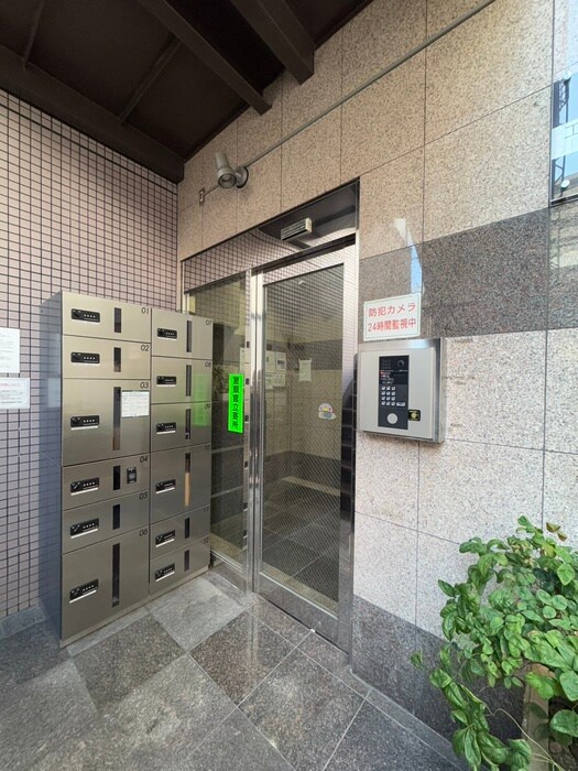 エムロ－ド日吉の物件外観写真