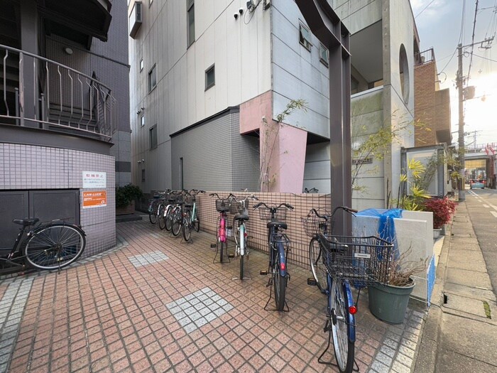 エムロ－ド日吉の物件外観写真