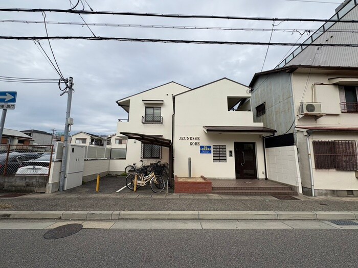 ジュネス神戸の物件外観写真
