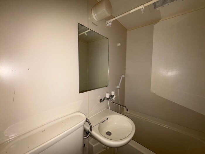 ジュネス神戸の物件内観写真