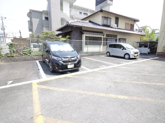 芝ノ宮マンションの物件外観写真