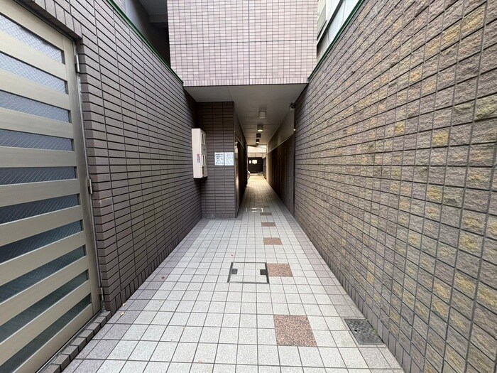 北白川モ－リシャスの物件外観写真