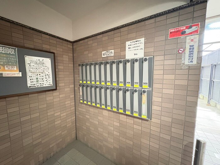 北白川モ－リシャスの物件外観写真