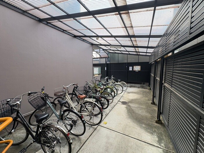 北白川モ－リシャスの物件外観写真