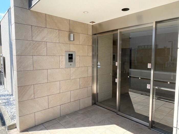 クレア・ド・ル－ン伊丹の物件外観写真