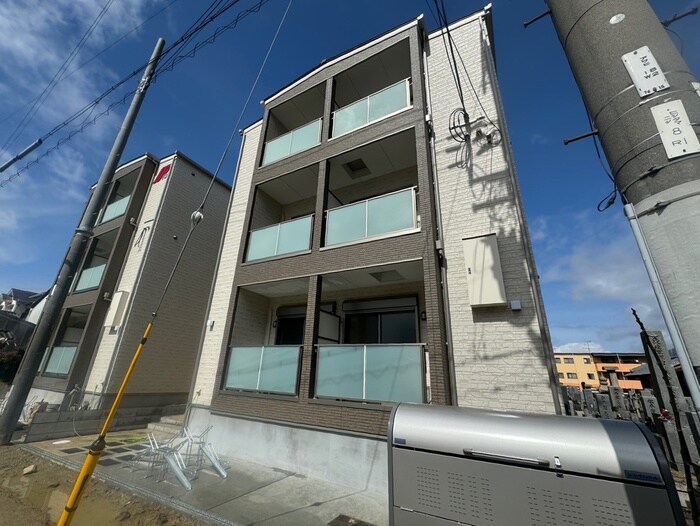 F asecia laniの物件外観写真