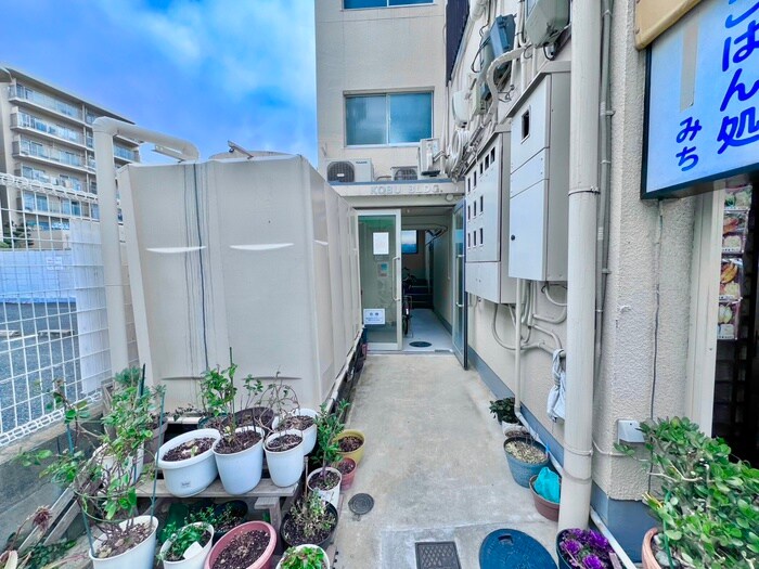 甲武ビルの物件外観写真