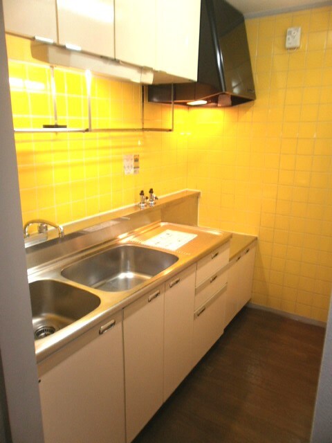 メゾン宇多野の物件内観写真