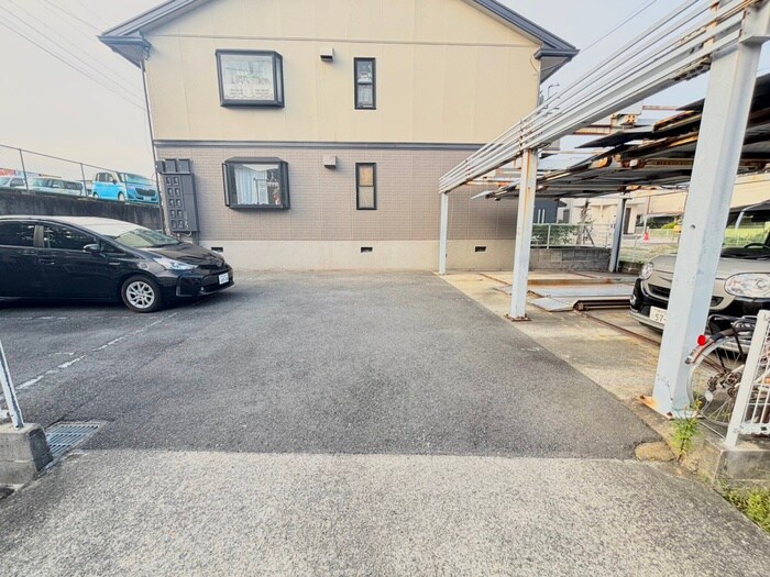 メゾンファミーユの物件外観写真