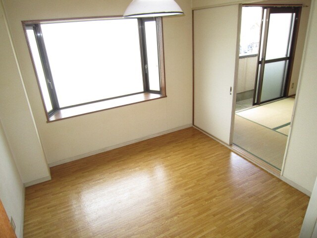 ニッシンハイツの物件内観写真