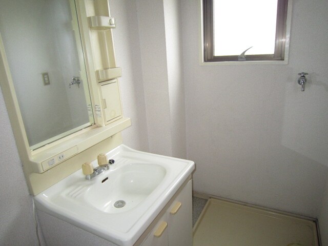 ニッシンハイツの物件内観写真