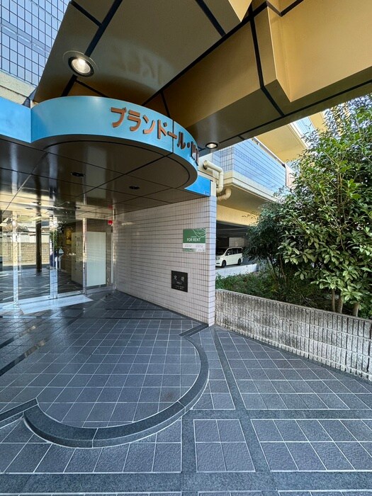 ブランド－ルＭⅢの物件外観写真