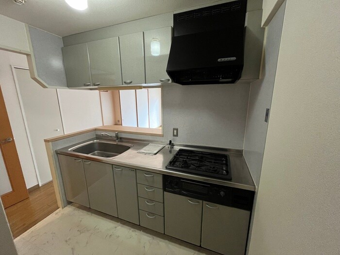 クローバー・サウス江坂の物件内観写真