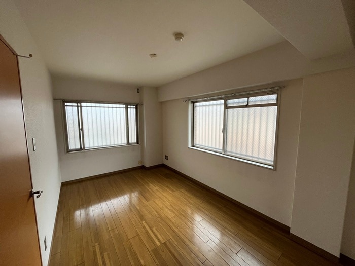 クローバー・サウス江坂の物件内観写真