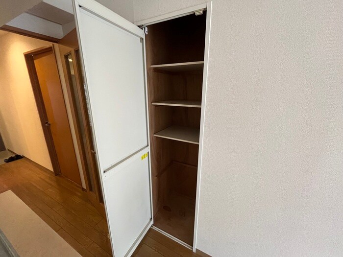 クローバー・サウス江坂の物件内観写真